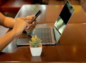 Customising the Design of digital business card